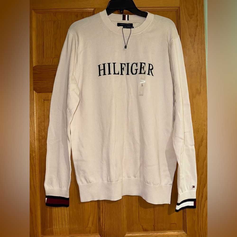 Tommy Hilfiger Sweater-NWT